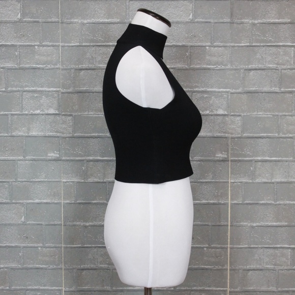 Oliveacous Choker Cutout Black Crop Top - Picture 5 of 8